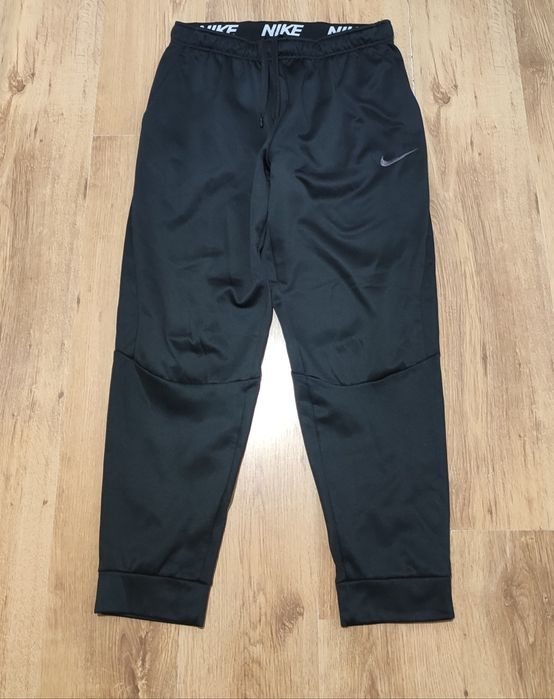 Pantaloni Nike mărimea XL
