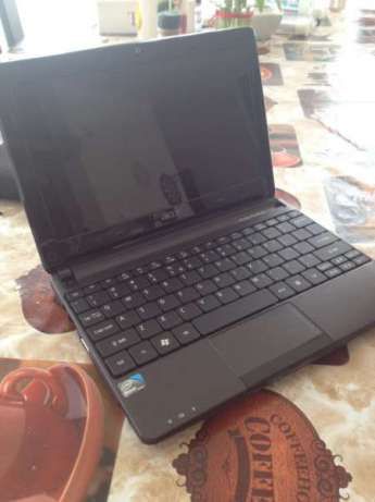Лаптоп Acer Aspire One D257 на части