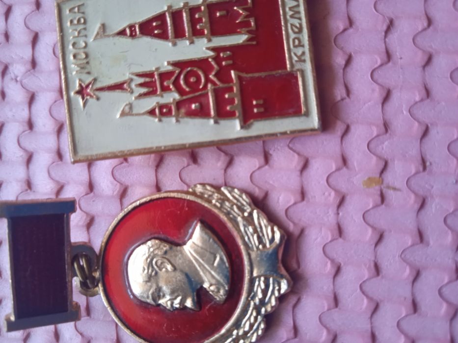 Значки СССР Москва Ленин Оригинални.