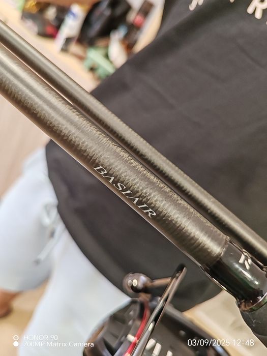 пръчка Daiwa BasiaAIR X45 13ft 3.75lbs
+ калъф подарък!!!
пръчка Daiwa