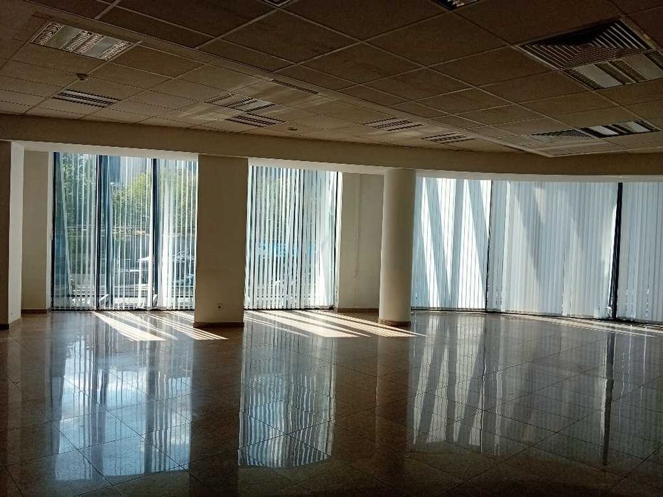 Дава се под наем Магазин в София, Център - 160 кв.м за 2200 € - Снимка #11