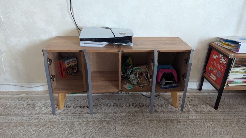 Тумба под телевизор