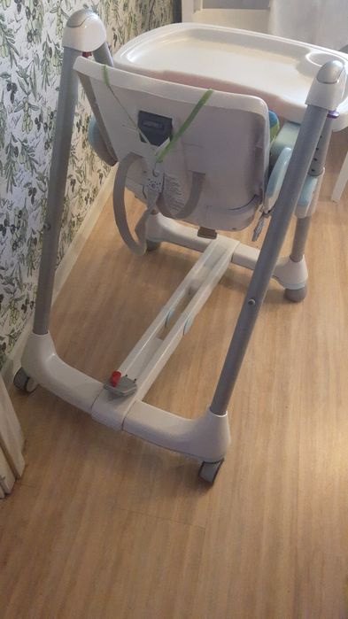 Стульчик для кормления peg perego