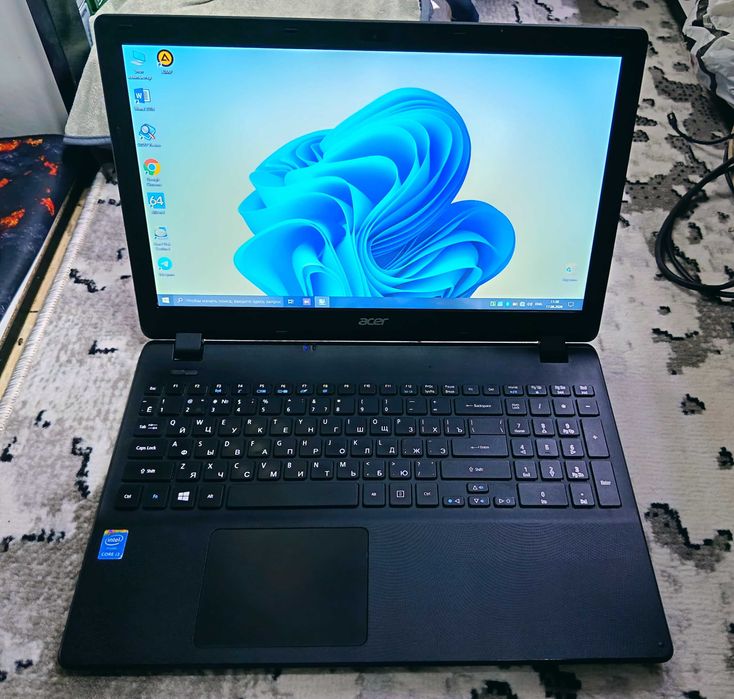 Acer Noutbuk core i3 5-avlod 8/128 SSD