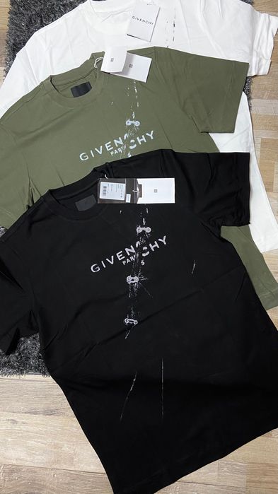 Мъжка тениска Givenchy бяло и черно