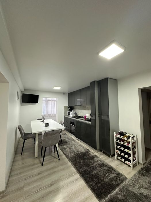 Apartament cu 2 camere de vânzare în Fălticeni