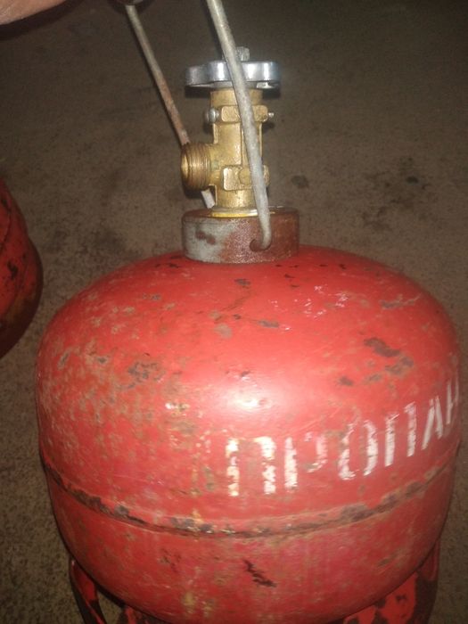 Продаются пропановые баллоны 5 литровые и 12 литровые
