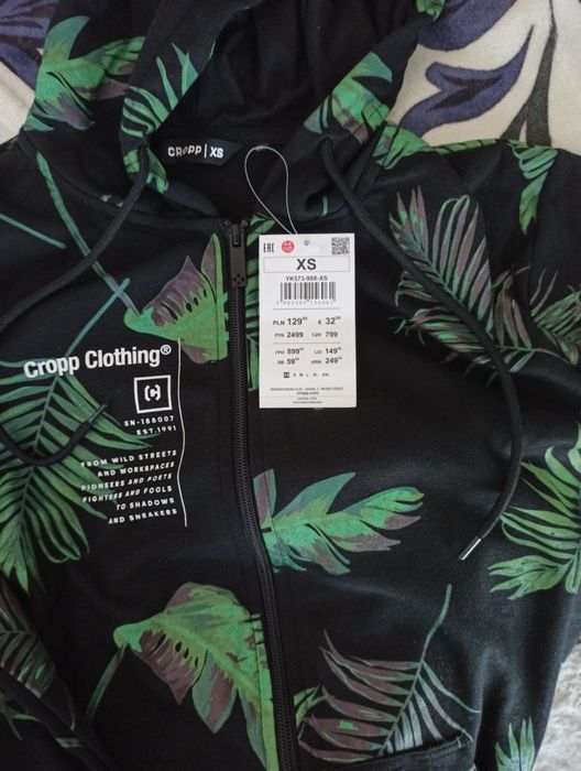 Hanorac Nou cu imprimeu, model floral