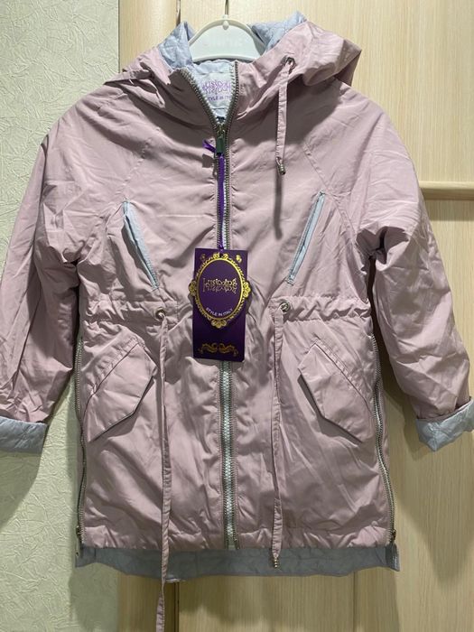 Девичковая ветровка