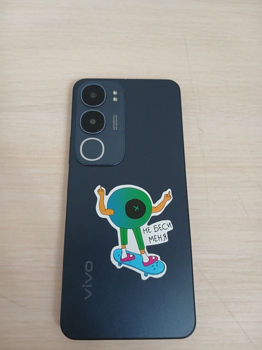 Телефон Vivo Y19s Pro