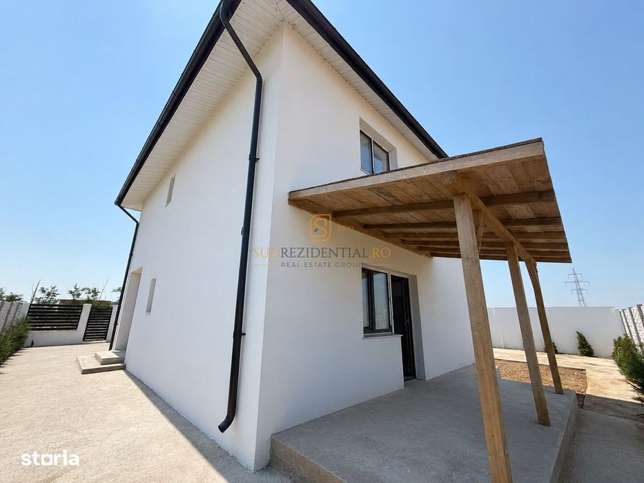 Vila Individuala Moderna / 4 Camere / 2 Bai / Panouri Solare