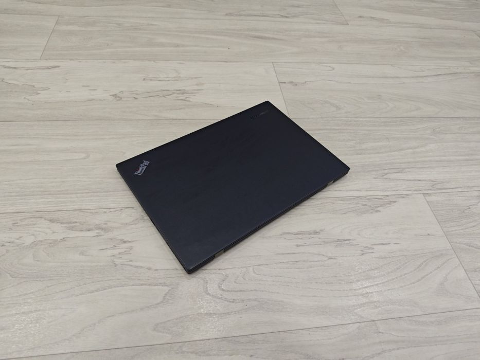 Lenovo thingpad X1 Carbon 2Th gen
