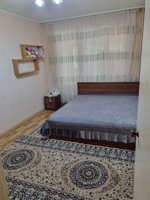 2 хоналик  2 этаж  7 мкр дан сотилади