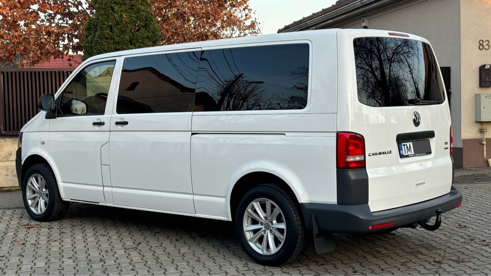 Volkswagen Caravelle T5 2014 4X4 2.0 140CP Extra-Lung 8 Locuri (T6)