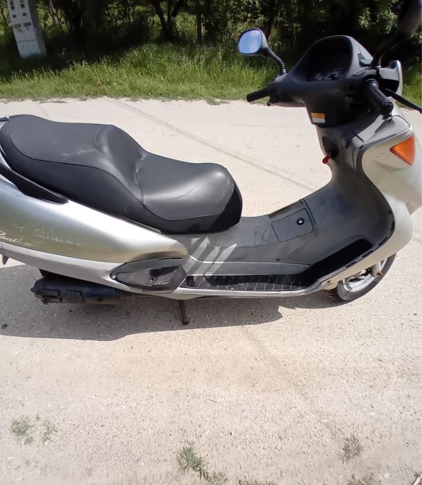 Scuter honda pantheon 125cm functioneaza perfect