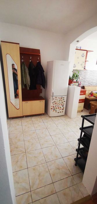 Închiriez apartament cu 2 camere, complet mobilat și utilat. Detalii la tel.07285012233