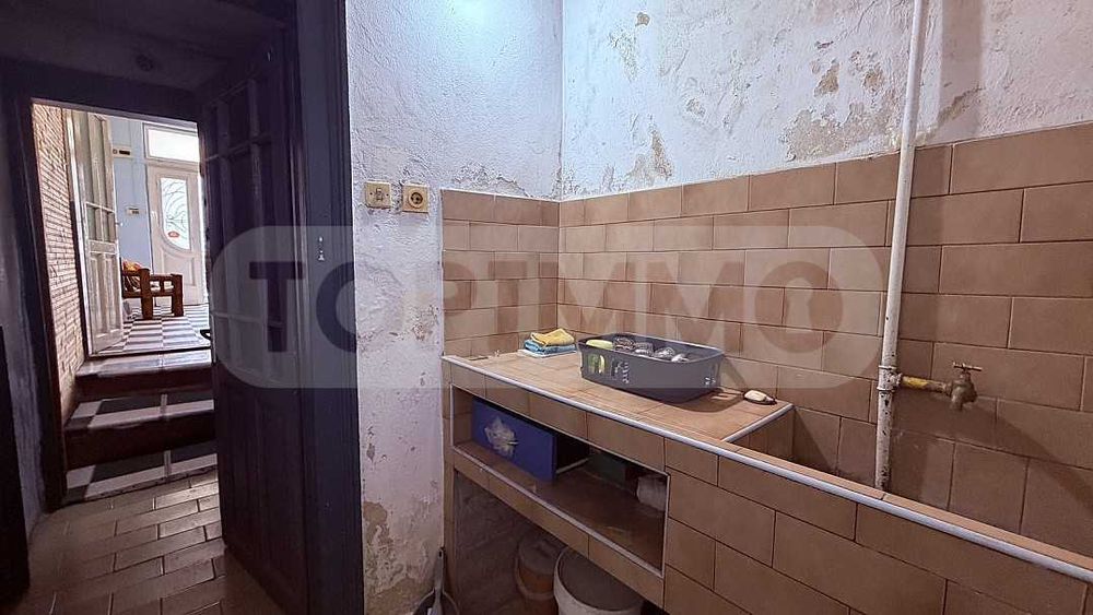 Дава се под наем Офис в Варна, Общината - 80 кв.м за 348.84 € - Снимка #13