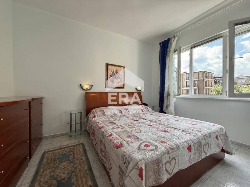 Южен тристаен апартамент с паркомясто в широкия център на София