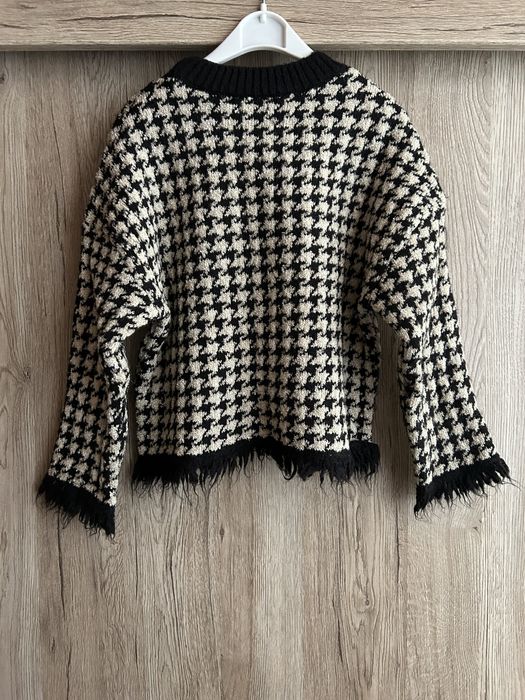 RESERVED Ново пуловерче размер 128