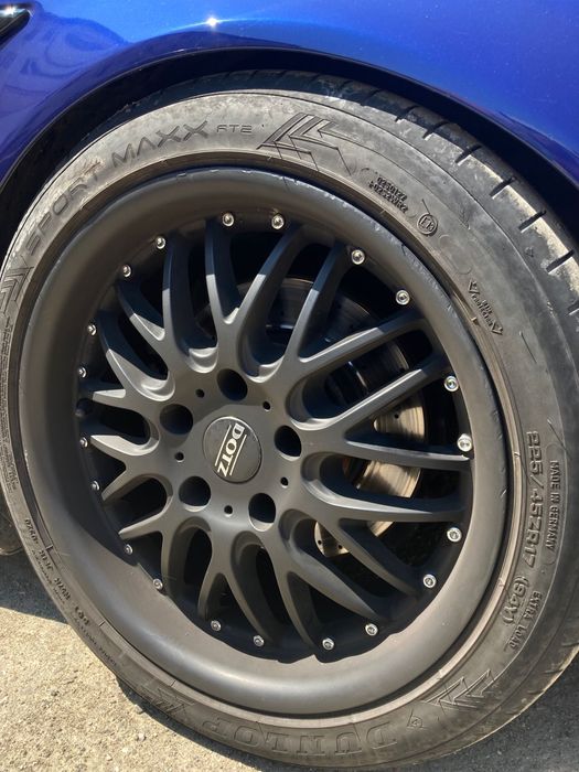 Vând jante R17 cu anvelope 225/45 R17