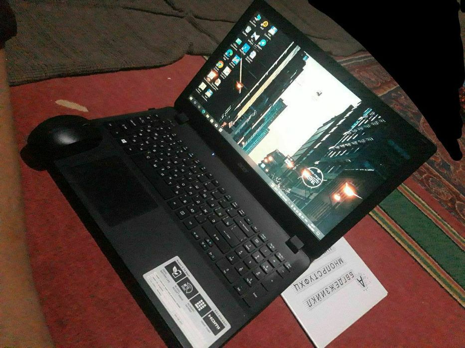 Acer notebook aybi yoq obmen yoq