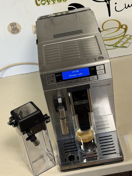 Кафемашина кафе автомат delonghi Primadonna XS с гаранция