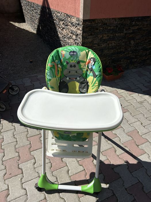Scaun de masa Chicco Polly