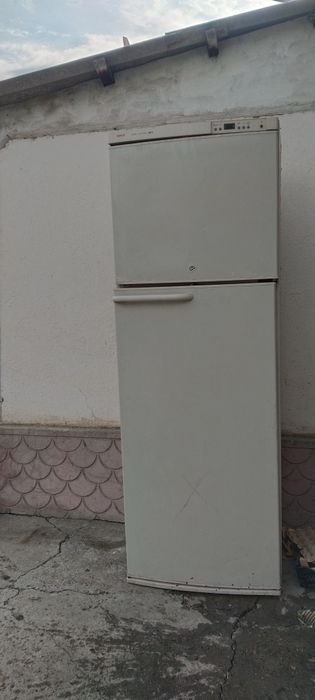 Холодильник в рабочем состоянии