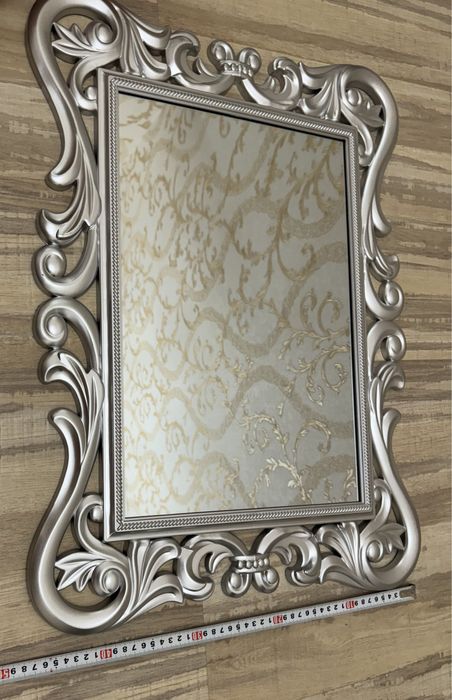 Зеркала в раме