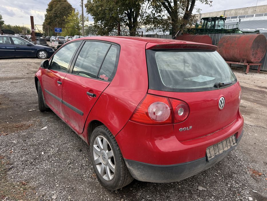 Volkswagen Golf 5 1.9 SDI 75 к.с. 2006г - на части