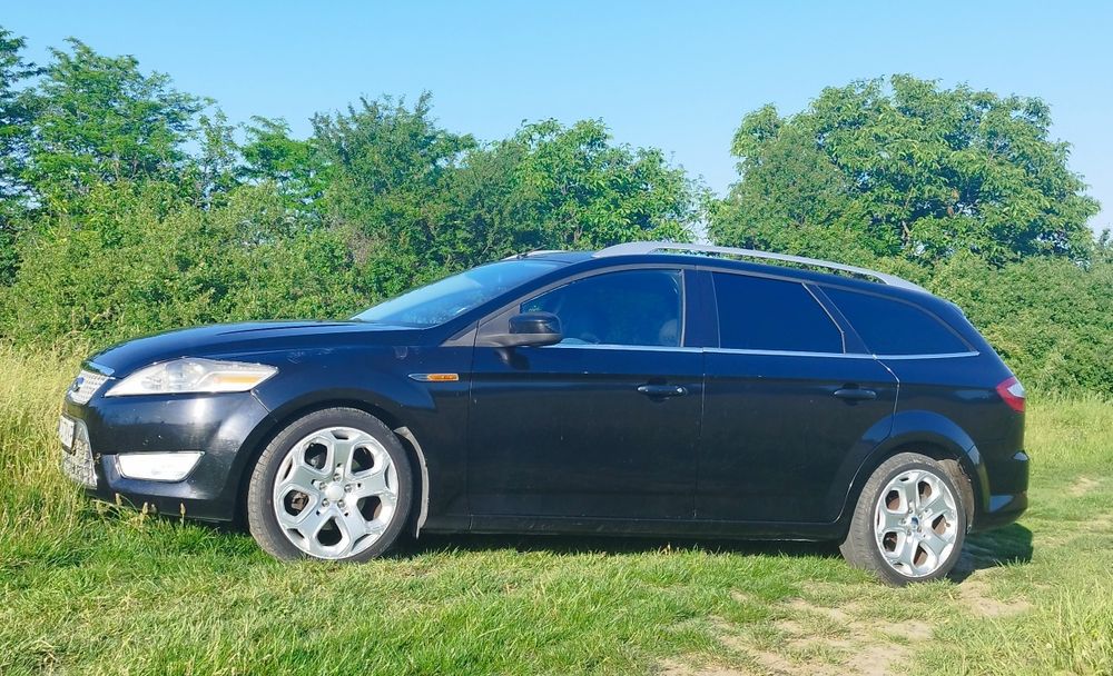 Продавам Форд Мондео