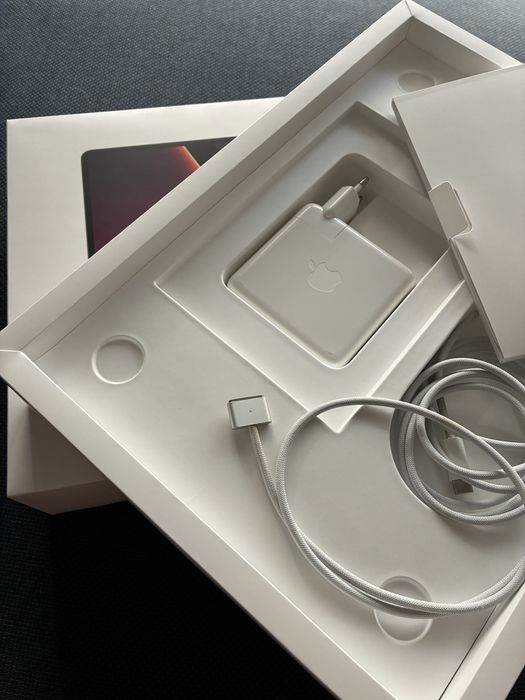 MacBook Pro 14” M1 16GB 1TB Space Grey