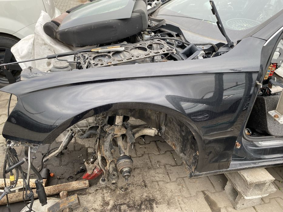 Ляв калник Audi A4 B8