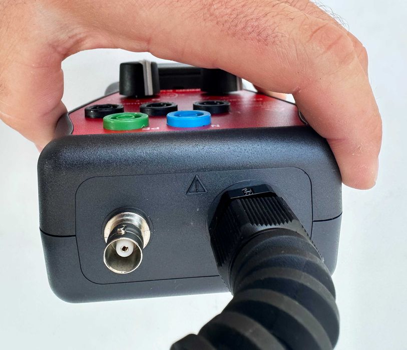 BENNiNG EV 3-2 - Тестер за зарядни станции за електрически превозни ср