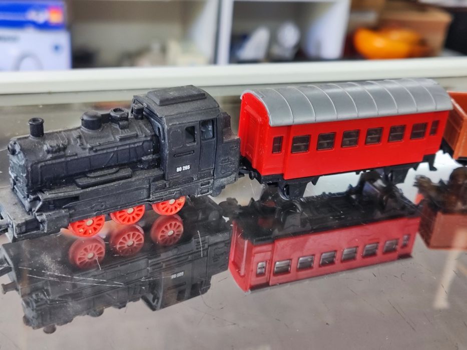 Влак влакче и вагони siku