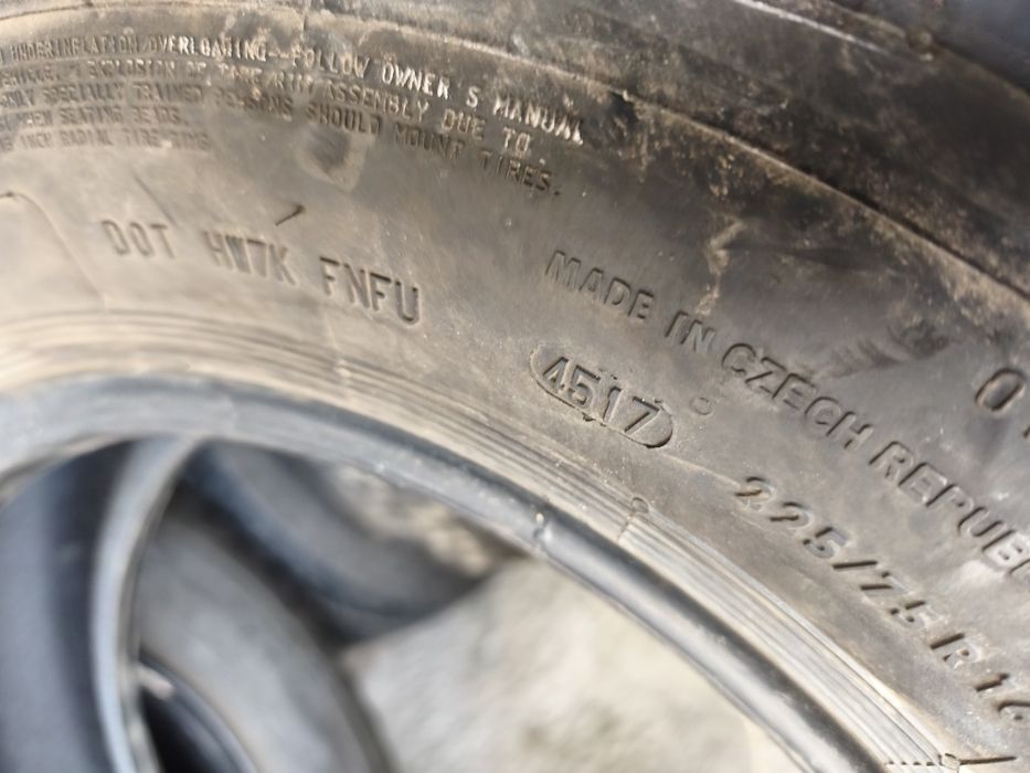 Два броя гуми 225/75R 16C
