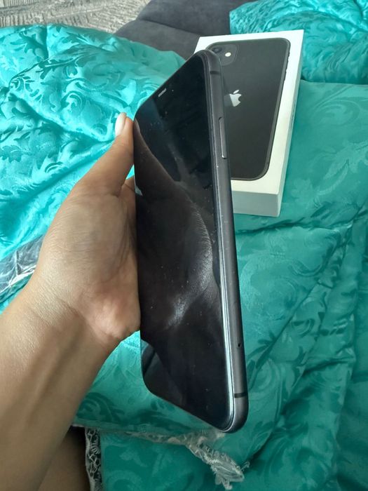 Iphone 11 с чехлам?