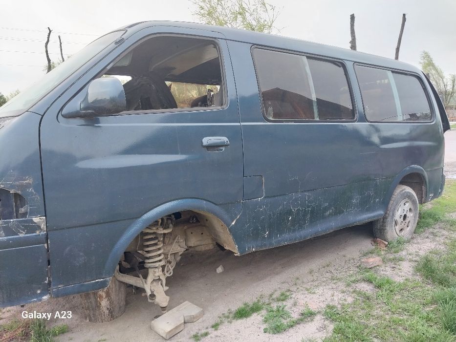 Продам машину можна на запчасть