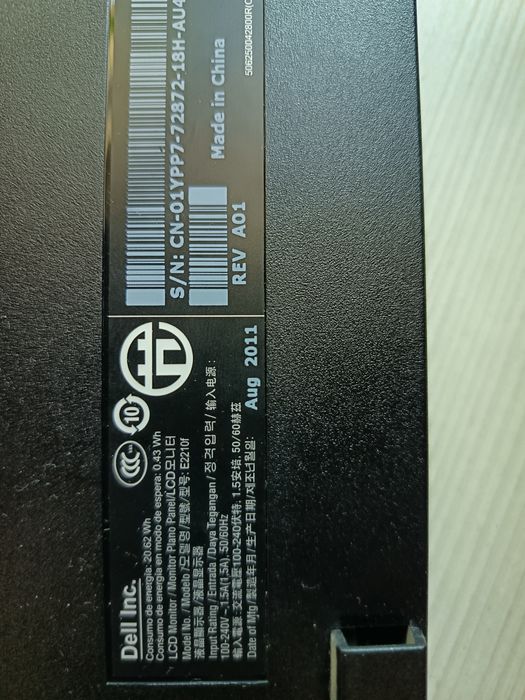 Монитор Dell 22 диагональ