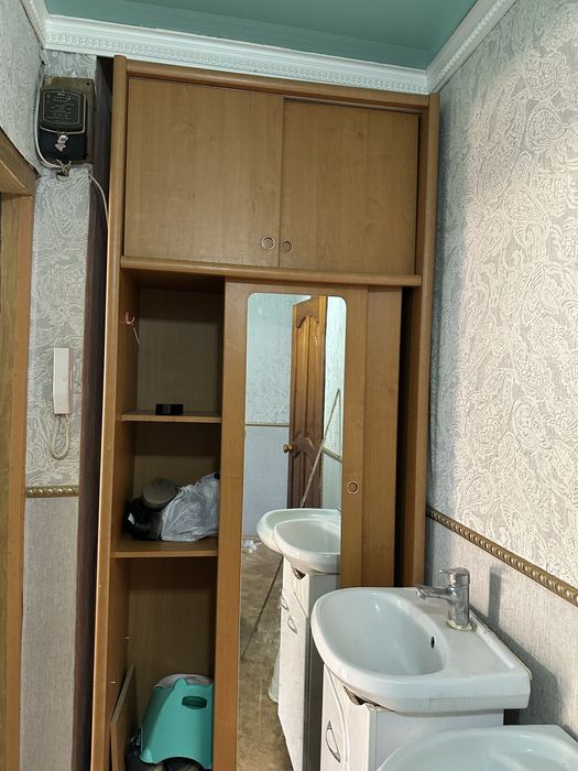 Шкаф продам срочн