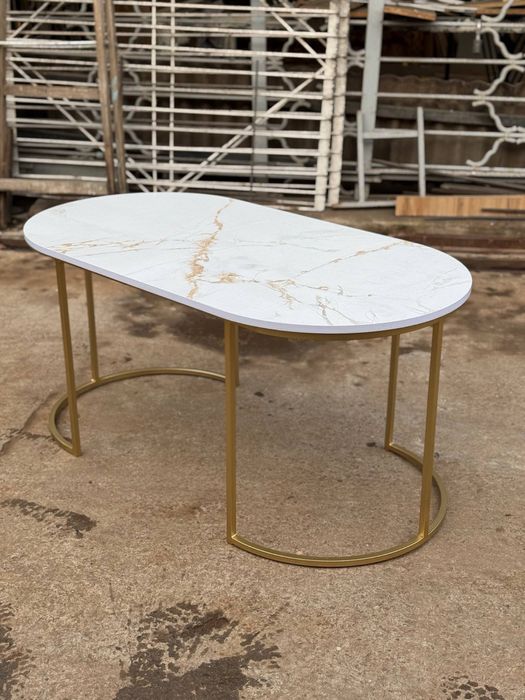 Овальный журнальный столик в стиле Лофт