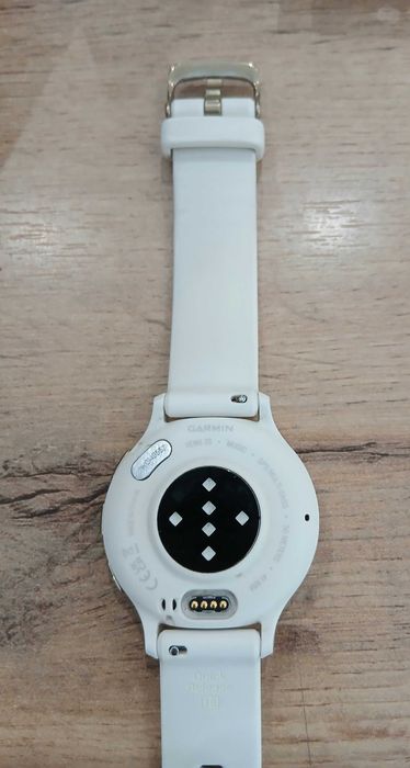 Часовник GARMIN Venu 3S