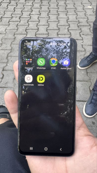 Samsung s 10 e ..
