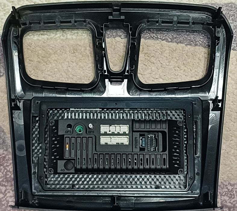 Teyes головное устройство для Renault Logan 2