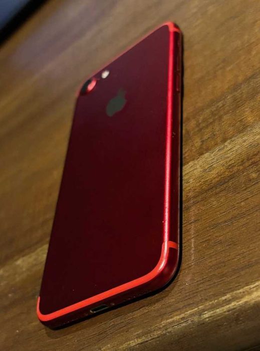 iPhone 7 Red Edition 32gb. Идеал. АКБ 100%