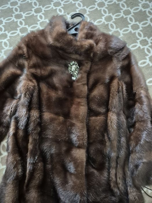 Продам норковую шубу