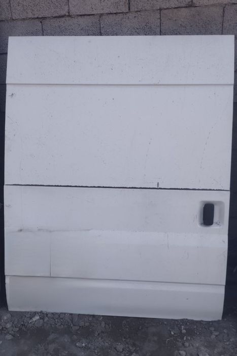 Задний и боковый двер Форд транзит