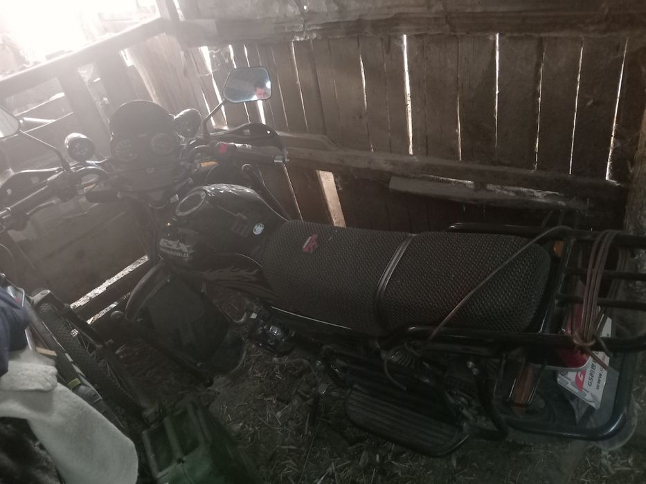 Мотоцикл GSX Suzuki200