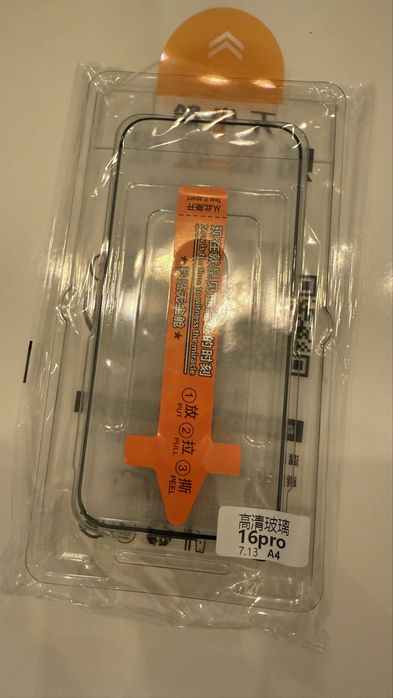 Folie sticla transparenta iphone 13 13 pro 14 16e 16 pro cu aplicator