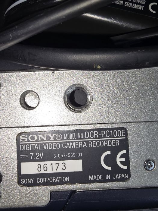 Camera Sony MiniDv DCR-PC100E